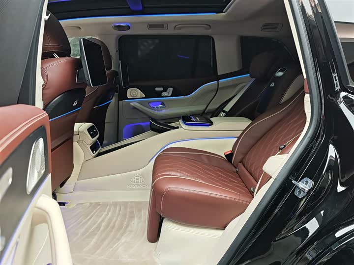 Photo 9 - Mercedes-Benz Maybach GLS