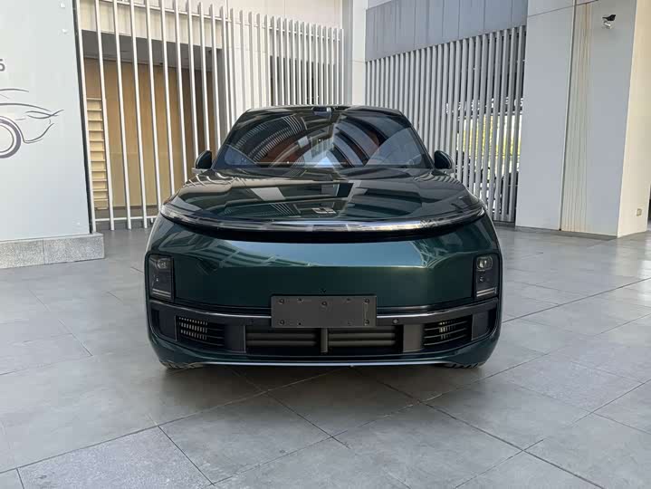 Фото 2 - LiXiang L8