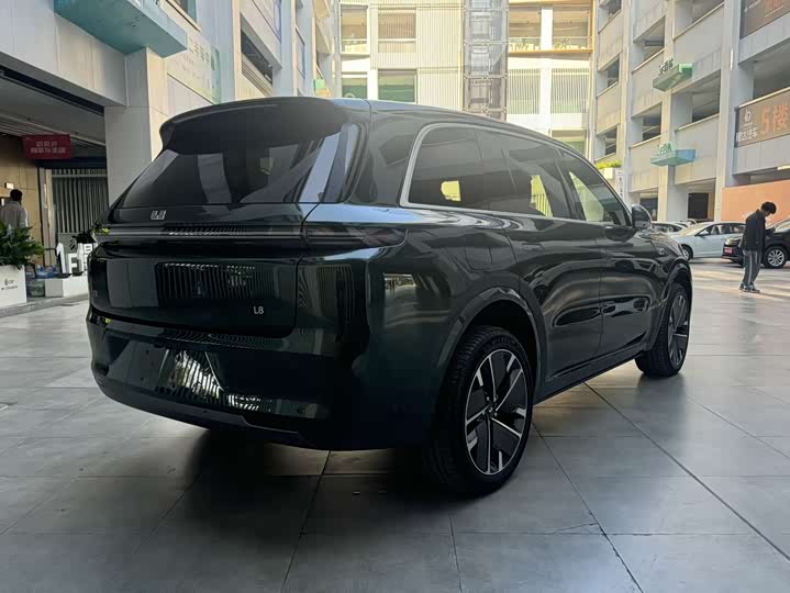 Фото 7 - LiXiang L8