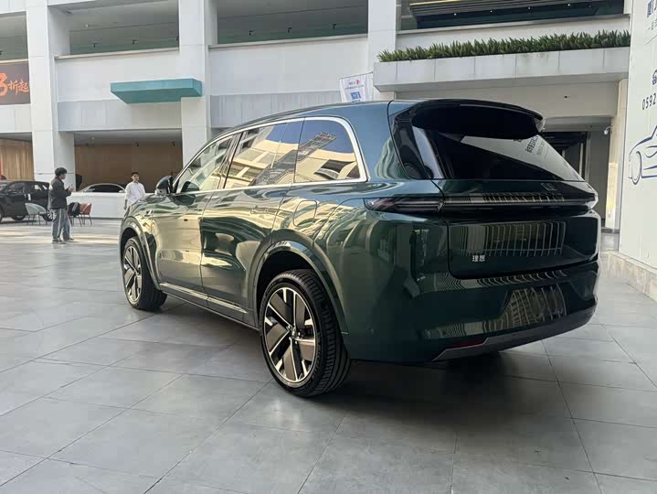 Фото 9 - LiXiang L8