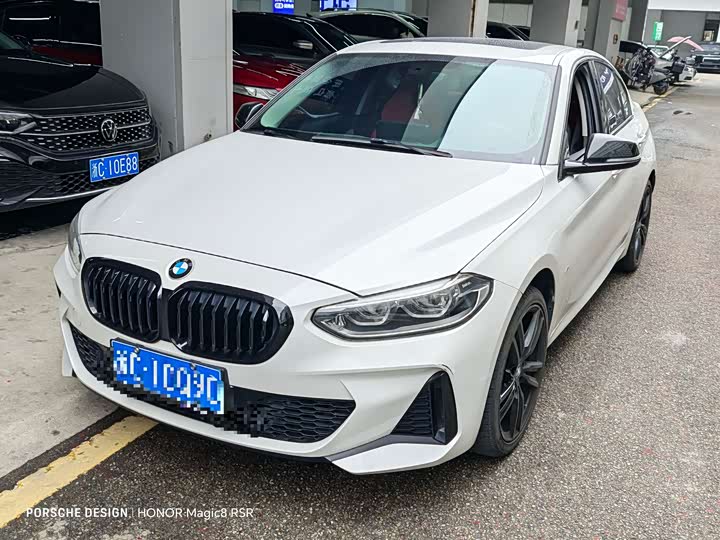 Фото 1 - BMW 1 Series