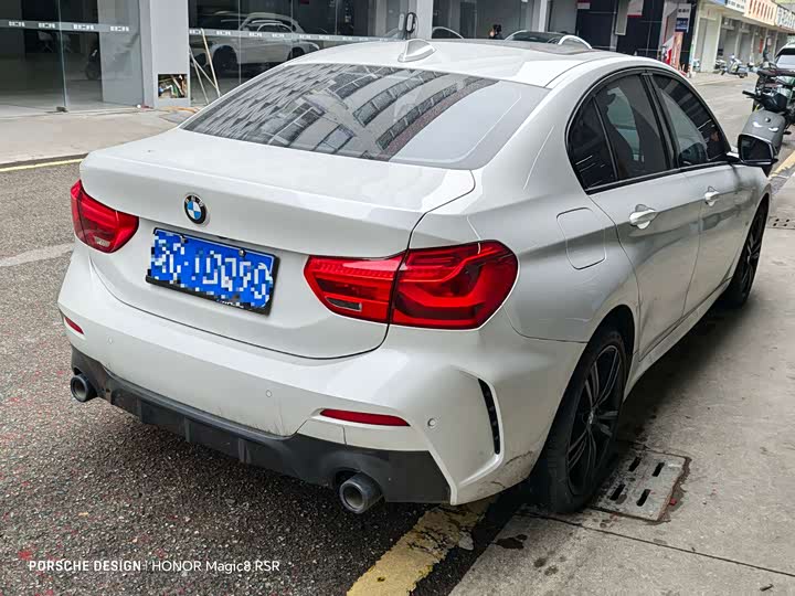 Фото 9 - BMW 1 Series