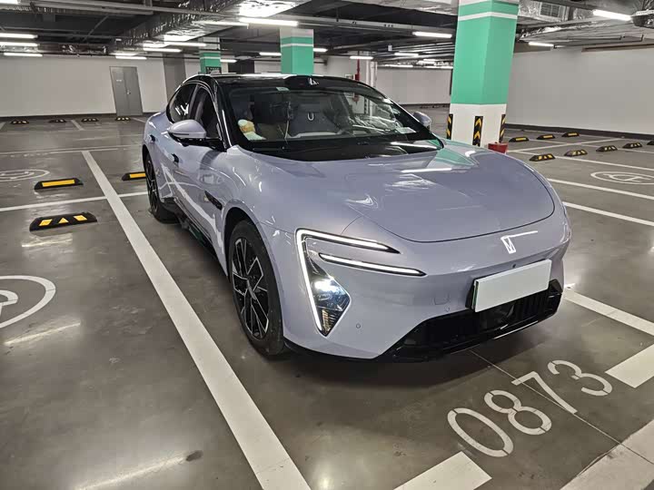 Фото 3 - Avatr 06