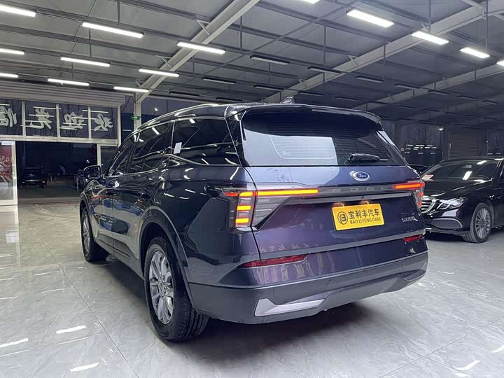 Фото 6 - Ford Edge