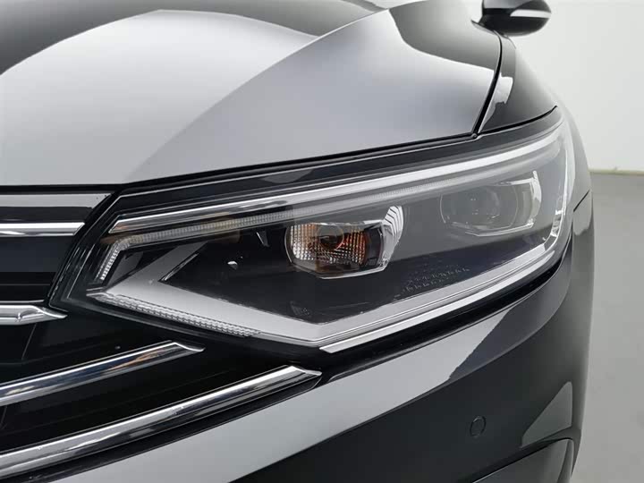 Фото 7 - Volkswagen Magotan GTE Hybrid