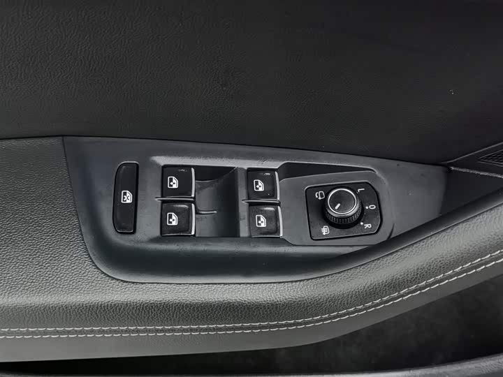 Фото 9 - Volkswagen Magotan GTE Hybrid