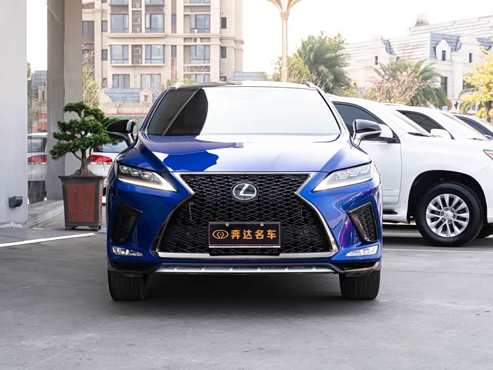 Фото 2 - Lexus RX