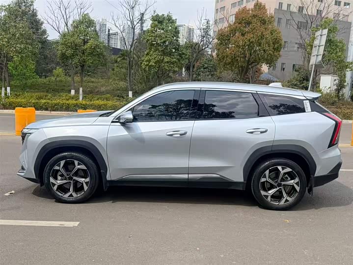 Фото 7 - Geely Atlas L