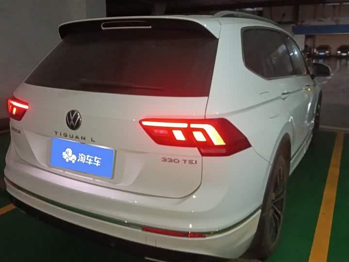 Фото 3 - Volkswagen Tiguan L Hybrid