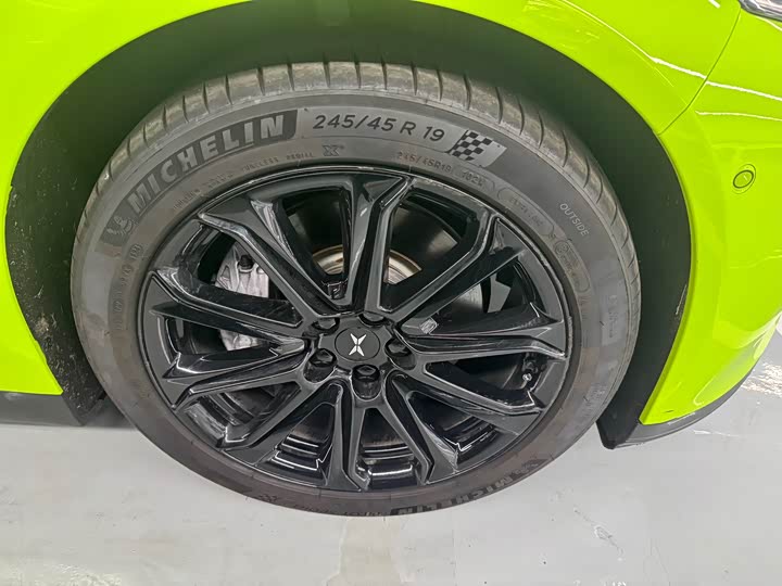 Фото 5 - XPeng P7