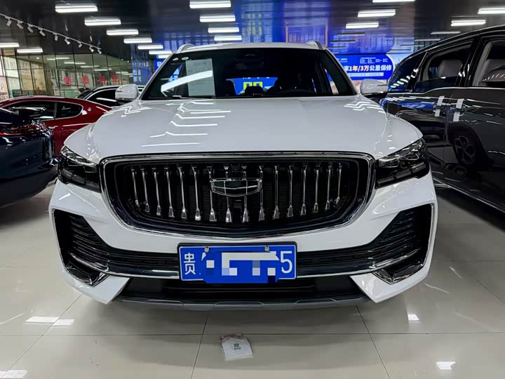 Фото 2 - Geely Monjaro