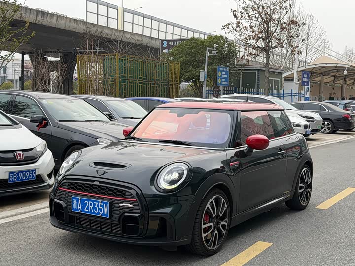 Фото 1 - Mini Mini JCW