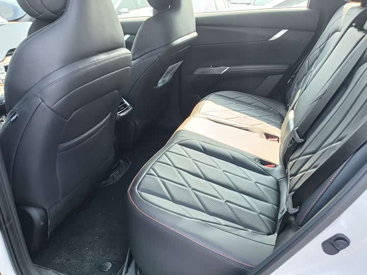 Фото 5 - Changan CS75 Plus