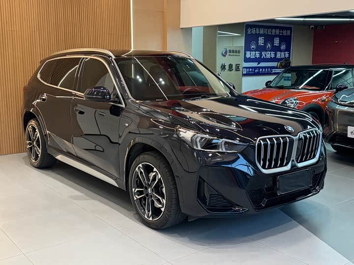 Фото 3 - BMW X1