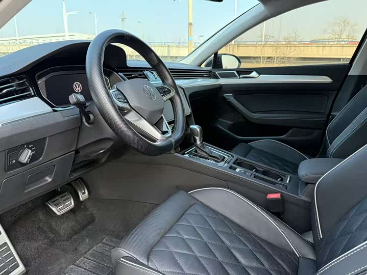 Фото 4 - Volkswagen Magotan GTE Hybrid