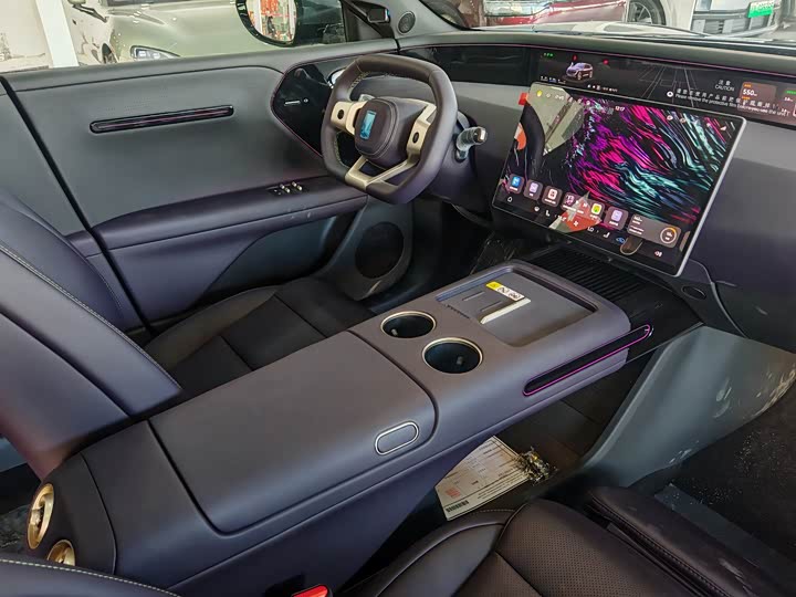 Фото 6 - Avatr 07