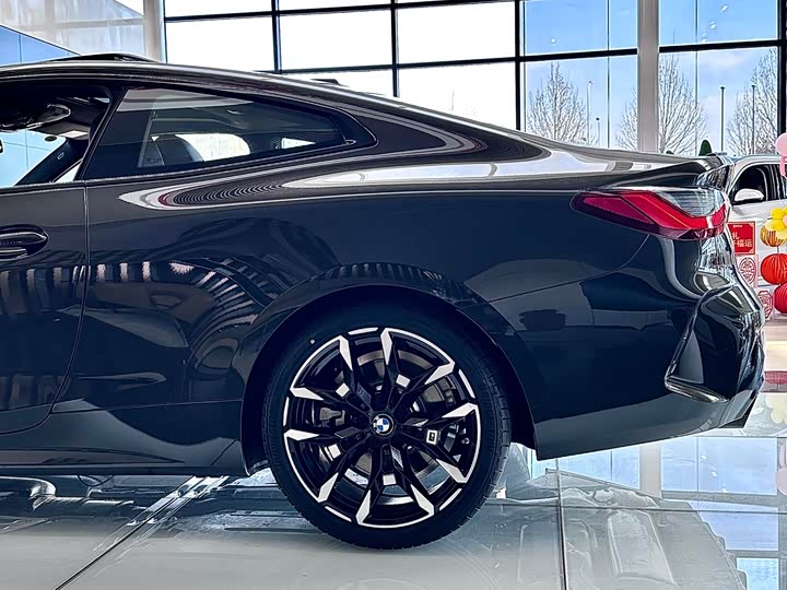 Фото 10 - BMW 4 Series