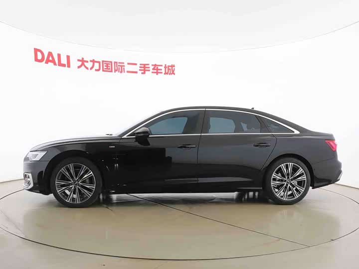 Фото 4 - Audi A6L