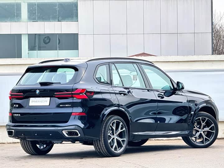 Фото 5 - BMW X5