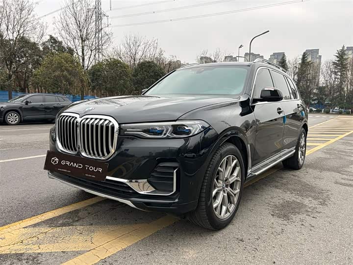 Фото 1 - BMW X7