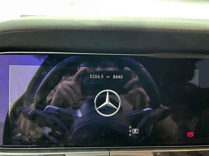 Фото 7 - Mercedes-Benz AMG GT