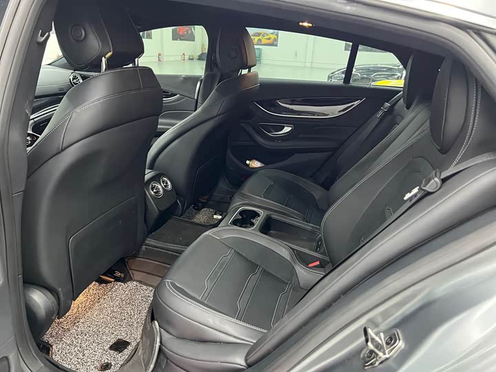 Фото 8 - Mercedes-Benz AMG GT