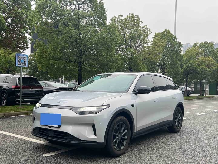 Фото 1 - Leapmotor C11