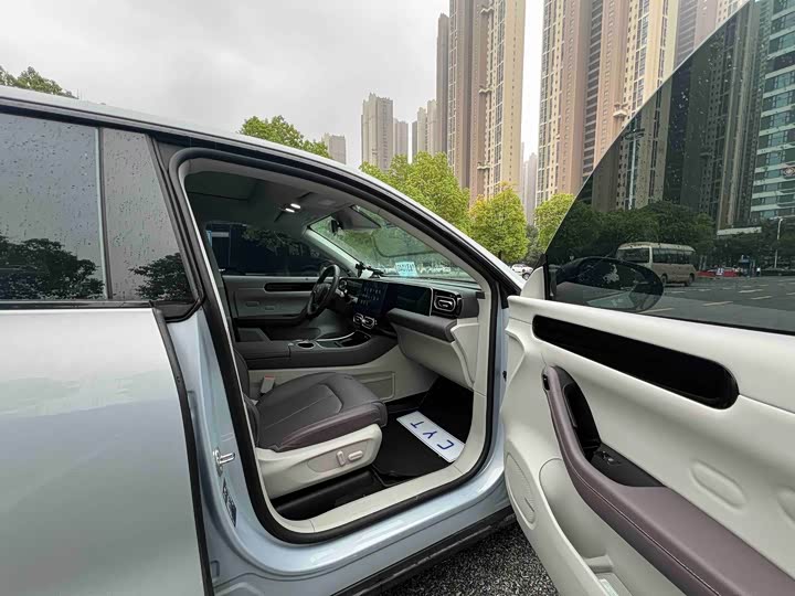 Фото 5 - Leapmotor C11