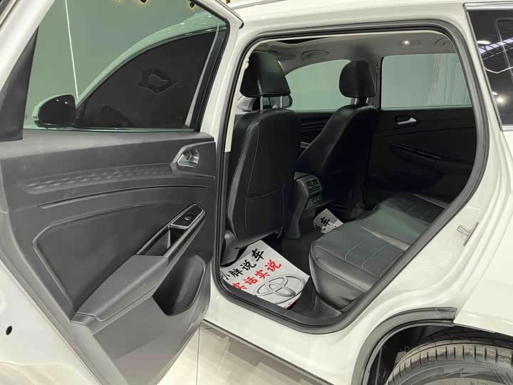 Фото 8 - Jetta VS7