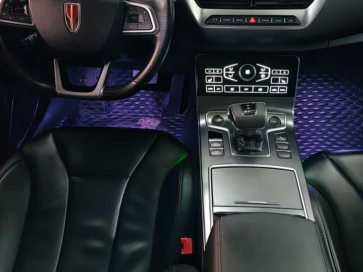 Фото 6 - Hongqi H5