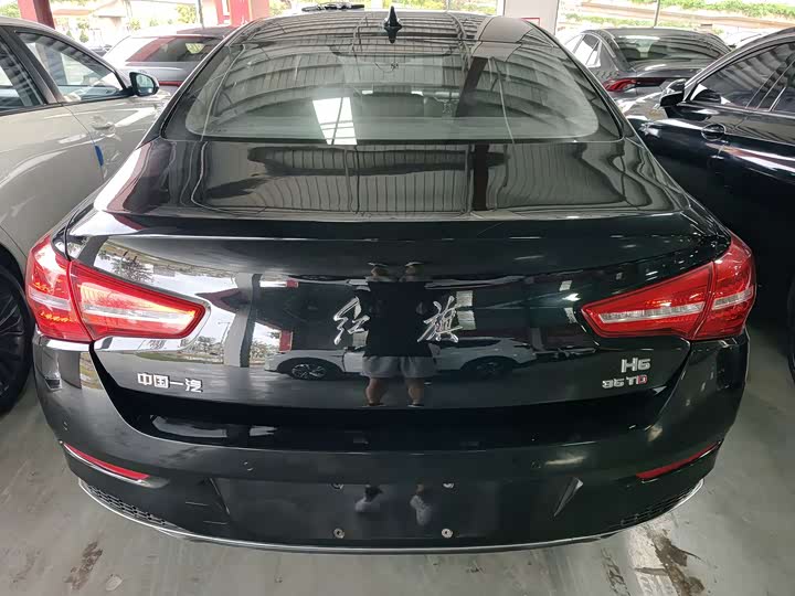 Фото 8 - Hongqi H5