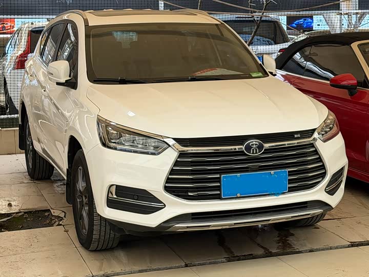 Фото 3 - BYD Song