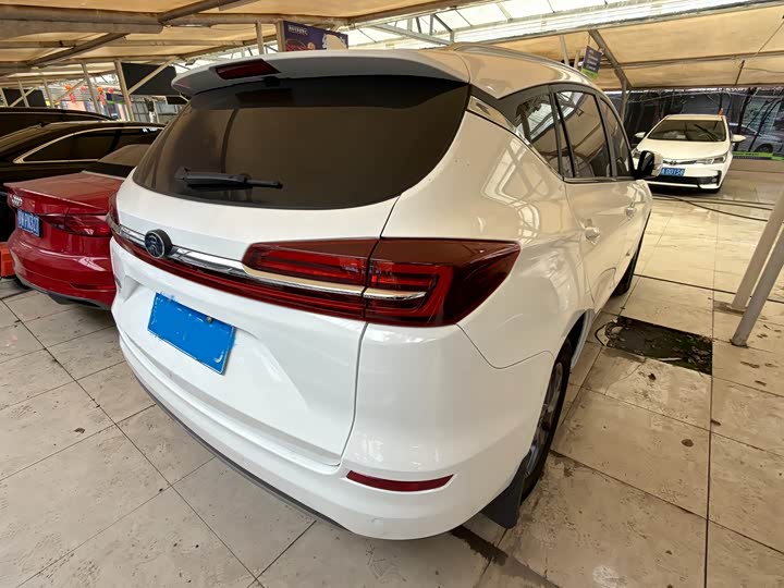 Фото 5 - BYD Song