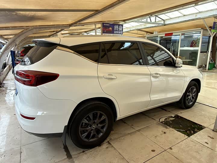 Фото 6 - BYD Song