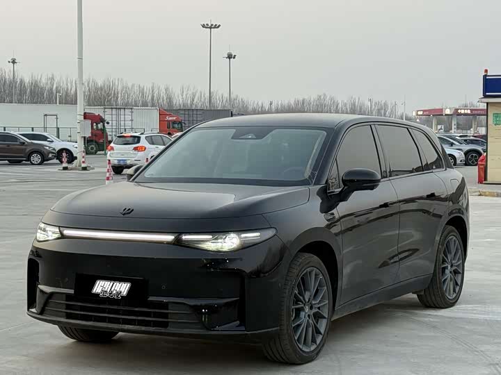 Фото 1 - Leapmotor C10