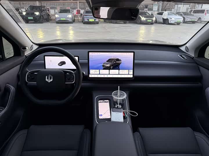 Фото 3 - Leapmotor C10