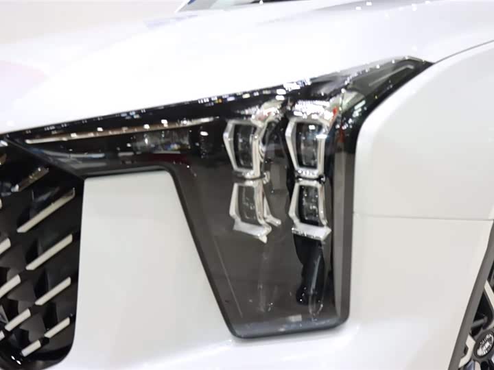 Фото 7 - GAC Trumpchi GS8