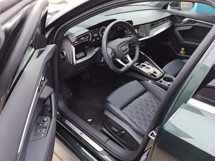 Фото 9 - Audi A3