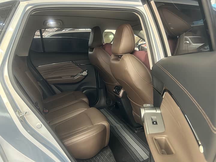 Фото 7 - GAC Trumpchi GS4