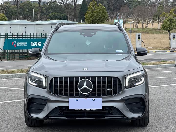 Photo 2 - Mercedes-Benz GLB-Class AMG