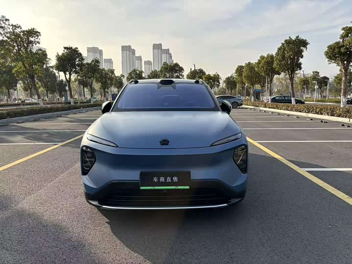 Фото 1 - Nio ES7