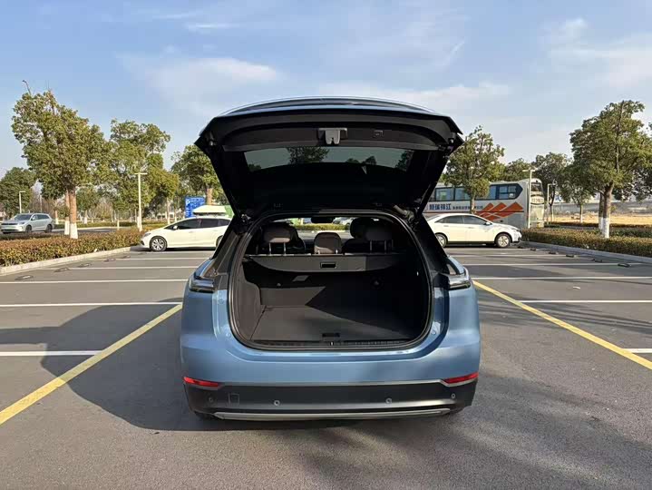 Фото 8 - Nio ES7