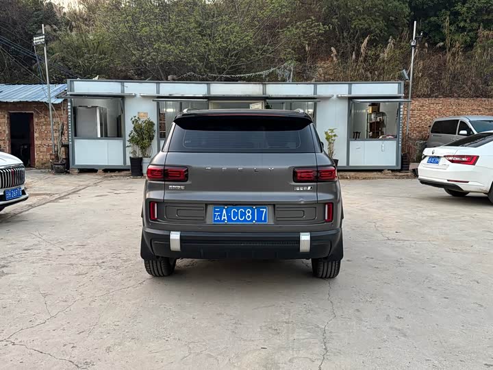 Фото 5 - Geely Icon