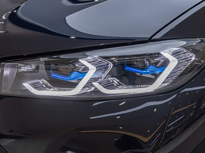 Фото 6 - BMW 3 Series