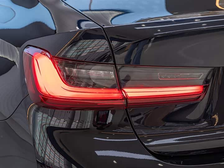 Фото 7 - BMW 3 Series