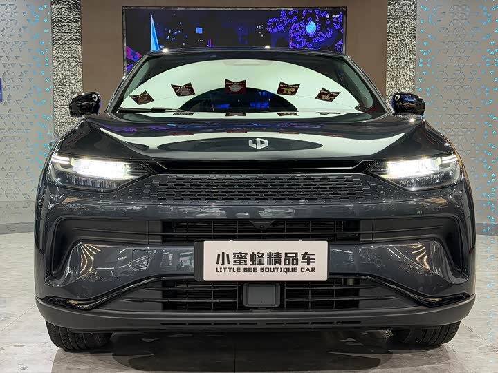 Фото 2 - Leapmotor C11