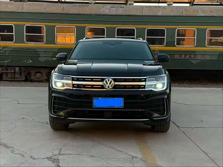 Фото 2 - Volkswagen Teramont X