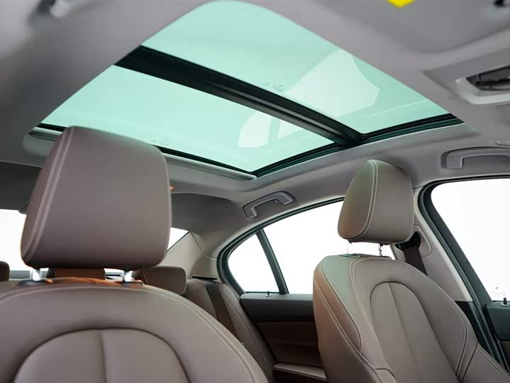 Фото 9 - BMW 1 Series