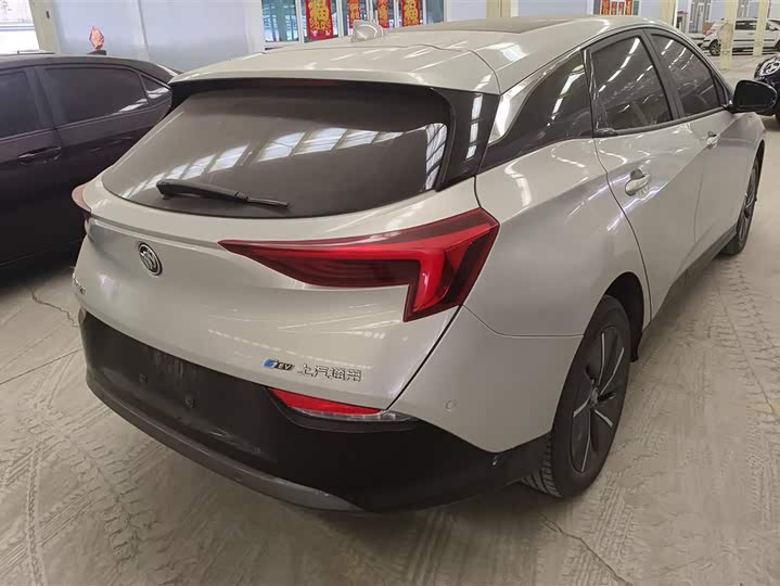 Фото 3 - Buick Velite 6