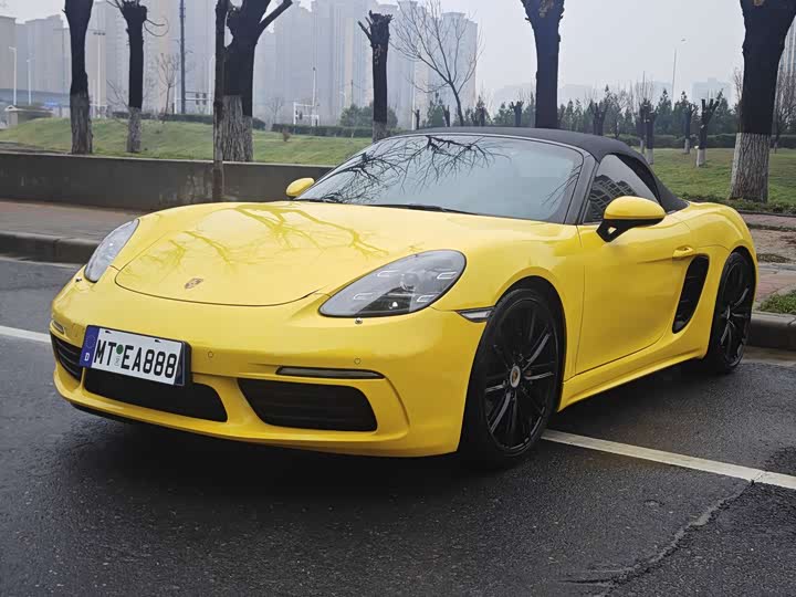 Фото 1 - Porsche 718